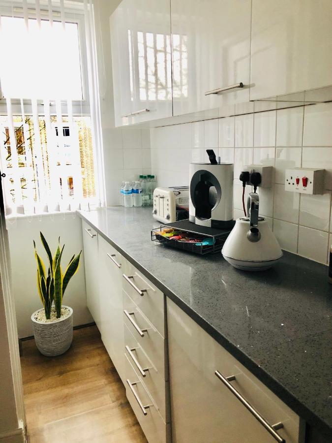 Appartamento Super Location 1Min From Metro 10Min From Camden Londra Esterno foto