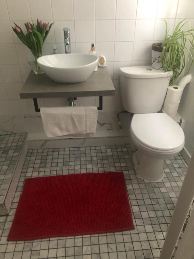 Appartamento Super Location 1Min From Metro 10Min From Camden Londra Esterno foto
